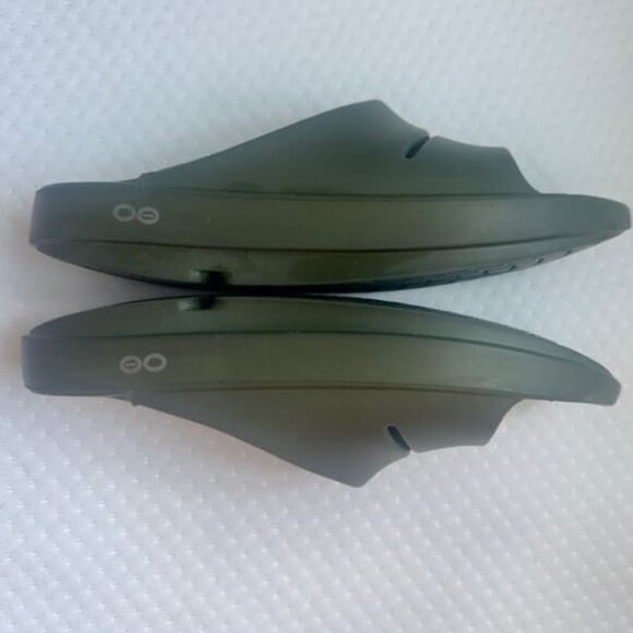 New Oofos recovery, slide sandals, Greene size Men 3 Women 5 - Picture 4 of 6